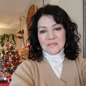 Meet your Posher, Teresa